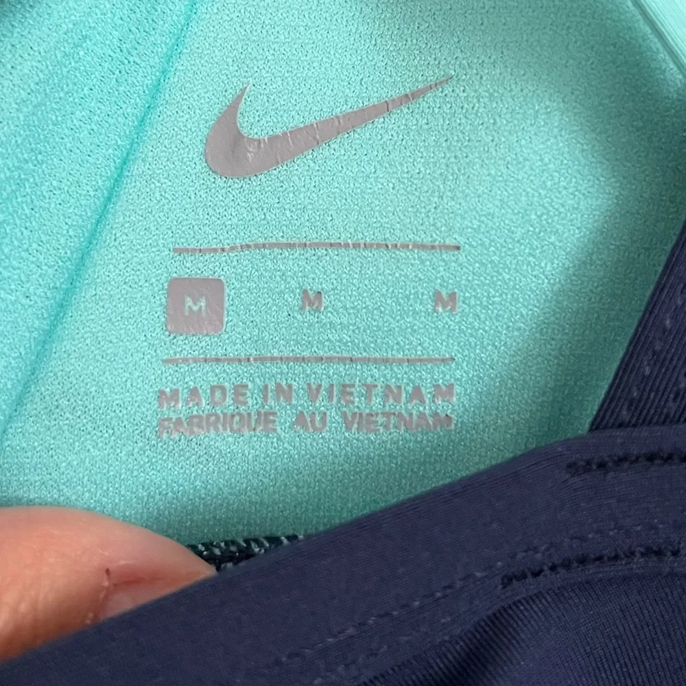 Nike Striped Double Crossback One-Piece Swimsuit M - Picture 8 of 15